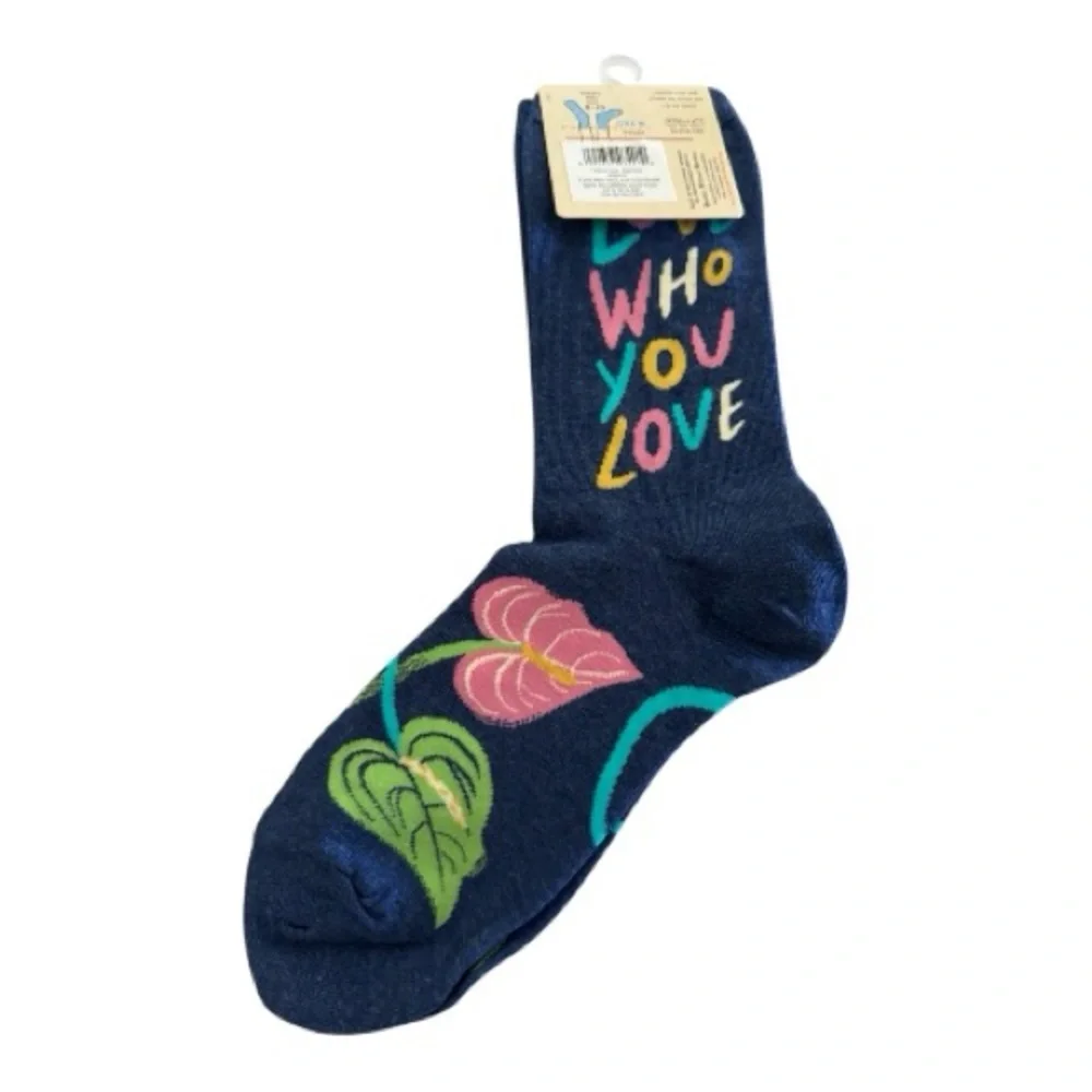 Blue Q women’s “Love Who You Love” colorful crew socks New With Tags